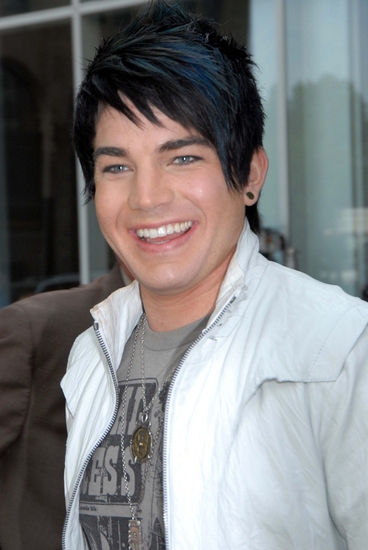 Photo Flash: 'IDOL' Star Adam Lambert Visits CBS's Early Show Image
