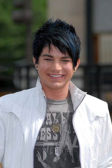 Photo Flash: 'IDOL' Star Adam Lambert Visits CBS's Early Show Image
