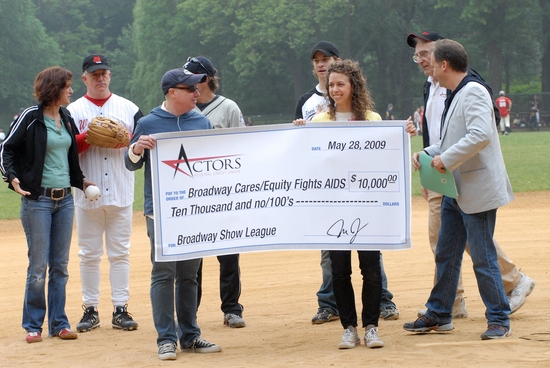 Photo Coverage: The Broadway Softball League's 55th Season Opening Ceremony Image