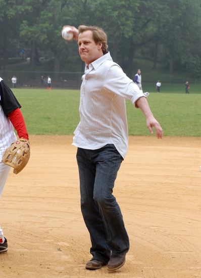 Photo Coverage: The Broadway Softball League's 55th Season Opening Ceremony Image