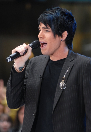 Photo Coverage: 'IDOL' Stars Kris Allen and Adam Lambert Visit NBC's Today Show Image