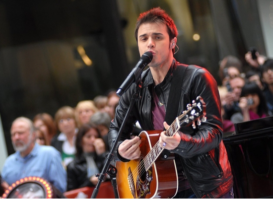 Photo Coverage: 'IDOL' Stars Kris Allen and Adam Lambert Visit NBC's Today Show Image