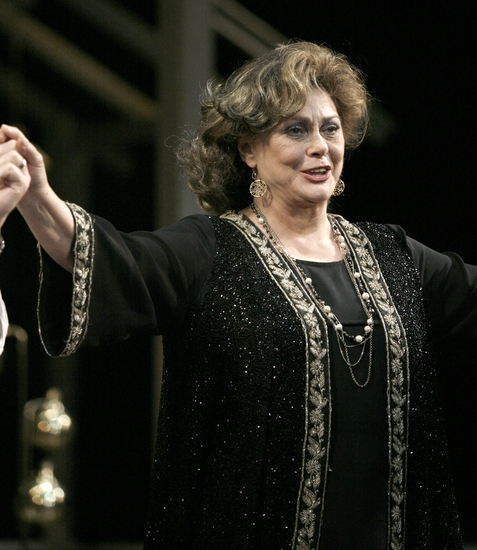 Photo Coverage: Broadway's New 'Violet' Phylicia Rashad Takes Her Bow In AUGUST: OSAGE COUNTY Image
