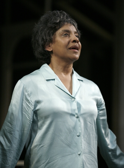 Photo Coverage: Broadway's New 'Violet' Phylicia Rashad Takes Her Bow In AUGUST: OSAGE COUNTY Image