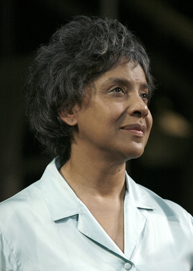 Photo Coverage: Broadway's New 'Violet' Phylicia Rashad Takes Her Bow In AUGUST: OSAGE COUNTY Image