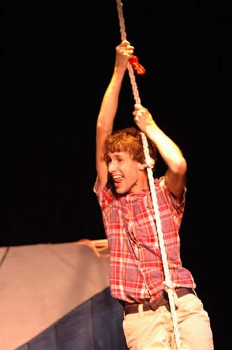 Photo Flash: THE BULLY At Bleecker Street Theater Image