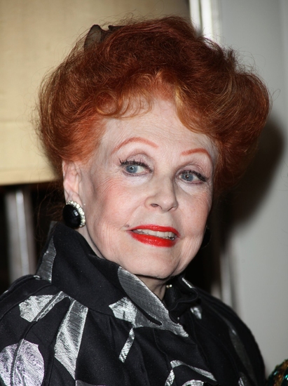 Photo Coverage: Debbie Reynolds Debuts 'An Evening Of Music And Comedy' At Cafe Carlyle Image
