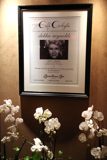 Photo Coverage: Debbie Reynolds Debuts 'An Evening Of Music And Comedy' At Cafe Carlyle Image