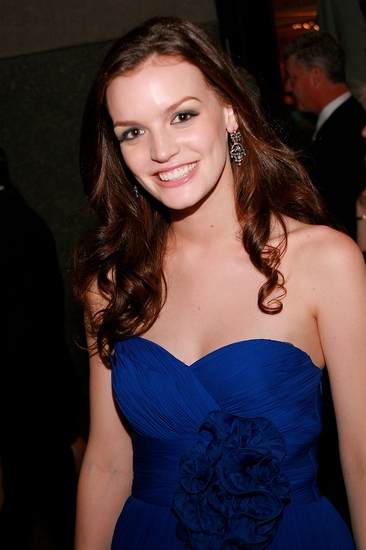 Jennifer Damiano Photo