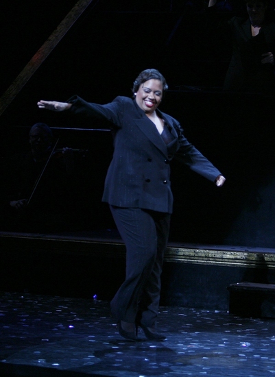 Photo Coverage: Chandra Wilson Takes Her Broadway Bows In 'CHICAGO' Image