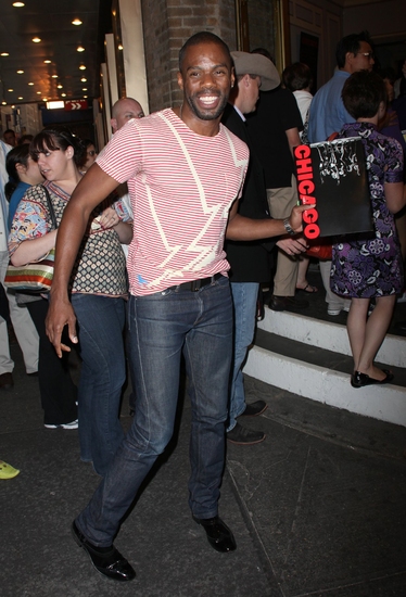 Photo Coverage: CHICAGO Welcomes Chandra Wilson - Arrivals and Stage Door Fun! Image