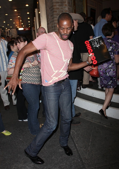 Photo Coverage: CHICAGO Welcomes Chandra Wilson - Arrivals and Stage Door Fun! Image