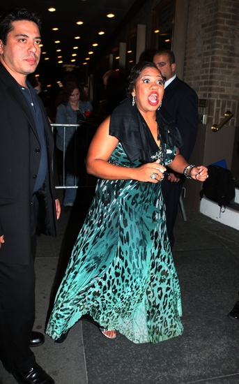 Photo Coverage: CHICAGO Welcomes Chandra Wilson - Arrivals and Stage Door Fun! Image