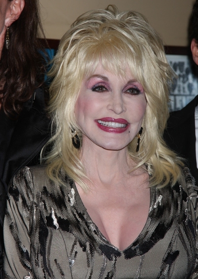 Photo Coverage: 9 TO 5: The Musical Joins the Wall at The Palm! Image