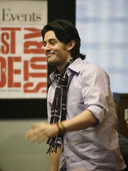 Photo Coverage: The Cast Of WEST SIDE STORY Celebrates CD Release At Barnes And Noble Lincoln Triangle Image