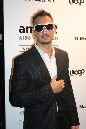 Photo Coverage: amfAR's 10th Annual Honoring with Pride Gala Image