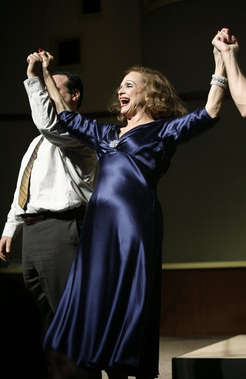 Photo Exclusive: 'LOOPED' At Arena Stage - Curtain Call Image
