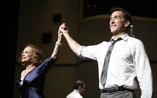 Photo Exclusive: 'LOOPED' At Arena Stage - Curtain Call Image