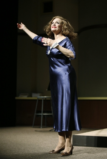Photo Exclusive: 'LOOPED' At Arena Stage - Curtain Call Image