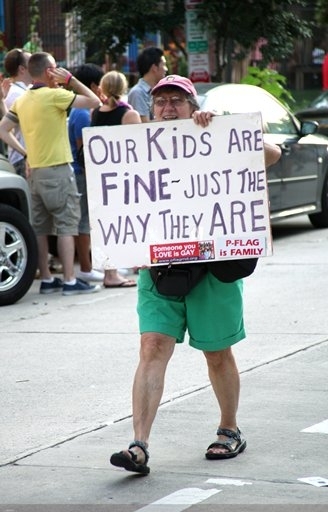 Photo Coverage: 'Looped' Star Valerie Harper At Capital Pride Parade Image