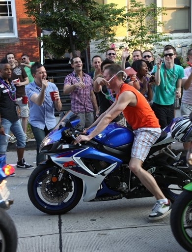 Photo Coverage: 'Looped' Star Valerie Harper At Capital Pride Parade Image