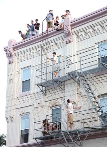 Photo Coverage: 'Looped' Star Valerie Harper At Capital Pride Parade Image
