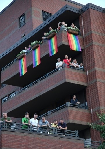 Photo Coverage: 'Looped' Star Valerie Harper At Capital Pride Parade 