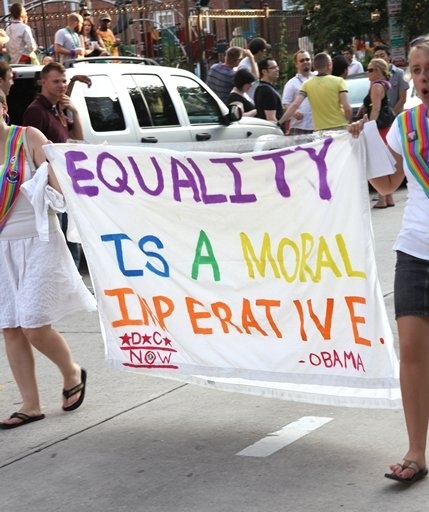Photo Coverage: 'Looped' Star Valerie Harper At Capital Pride Parade Image