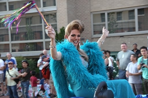 Photo Coverage: 'Looped' Star Valerie Harper At Capital Pride Parade Image