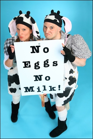 Photo Flash: Theatreworks USA Presents CLICK, CLACK, MOO Image