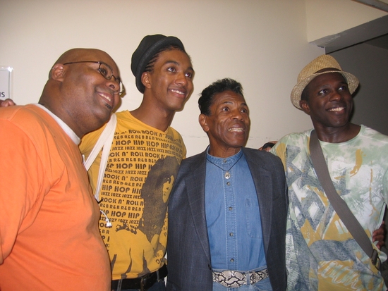 Photo Flash: Andre De Shields Visits THE WIZ Image