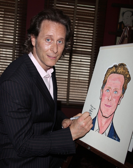 Photo Coverage: THE PHILANTHROPIST Star Steven Weber Joins Sardi's Wall Of Fame Image
