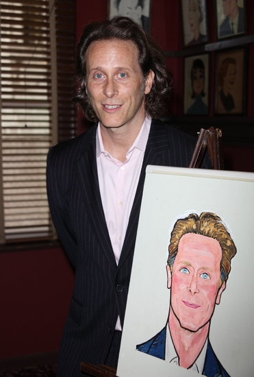 Photo Coverage: THE PHILANTHROPIST Star Steven Weber Joins Sardi's Wall Of Fame Image