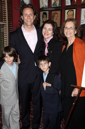 Photo Coverage: THE PHILANTHROPIST Star Steven Weber Joins Sardi's Wall Of Fame Image