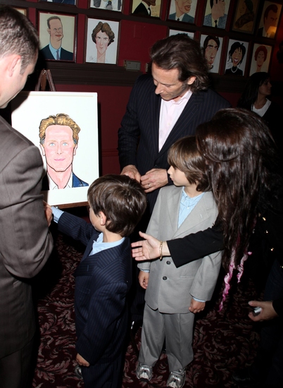 Photo Coverage: THE PHILANTHROPIST Star Steven Weber Joins Sardi's Wall Of Fame Image