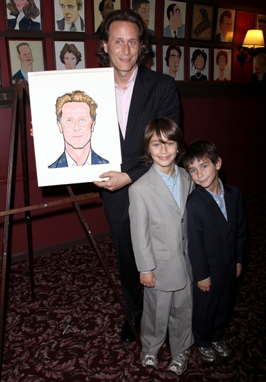 Photo Coverage: THE PHILANTHROPIST Star Steven Weber Joins Sardi's Wall Of Fame Image