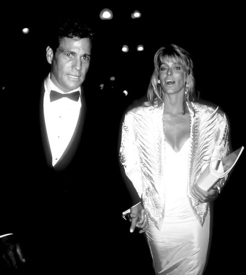 Photo Tribute: Remembering Farrah Fawcett Image