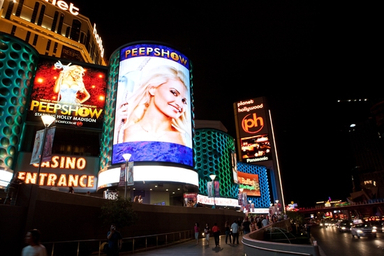 Photo Coverage: Shoshana Bean And Holly Madison Join Jerry Mitchell's Las Vegas PEEPSHOW 
