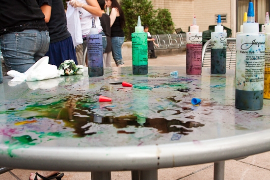 Photo Coverage: HAIR Cast Joins 'Broadway Kids Care' To Tie-Dye For Charity Image