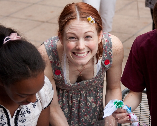 Photo Coverage: HAIR Cast Joins 'Broadway Kids Care' To Tie-Dye For Charity Image