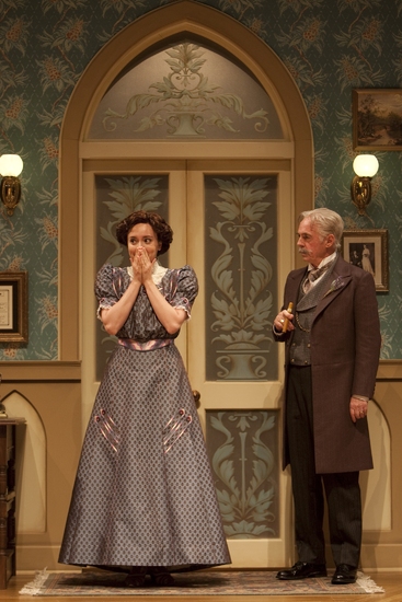 Photo Flash: WHEN WE ARE MARRIED Reunites Three Generations Of Guthrie Actors 7/10 Thru 8/30 Image
