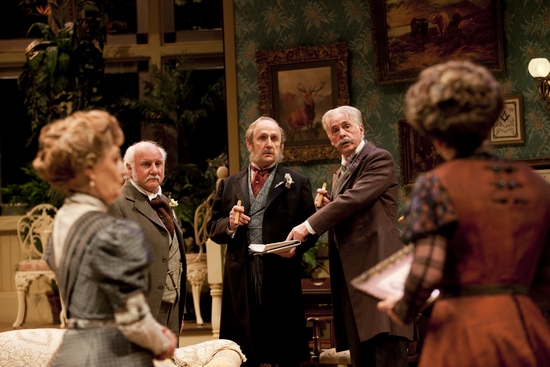 Photo Flash: WHEN WE ARE MARRIED Reunites Three Generations Of Guthrie Actors 7/10 Thru 8/30 Image