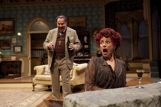 Photo Flash: WHEN WE ARE MARRIED Reunites Three Generations Of Guthrie Actors 7/10 Thru 8/30 Image