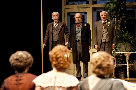 Photo Flash: WHEN WE ARE MARRIED Reunites Three Generations Of Guthrie Actors 7/10 Thru 8/30 Image