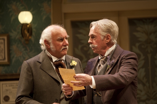 Photo Flash: WHEN WE ARE MARRIED Reunites Three Generations Of Guthrie Actors 7/10 Thru 8/30 Image