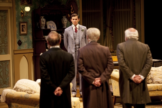 Photo Flash: WHEN WE ARE MARRIED Reunites Three Generations Of Guthrie Actors 7/10 Thru 8/30 Image