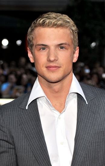 Photo Coverage: 'Harry Potter And The Half-Blood Prince' Premieres At New York City's Ziegfeld Theatre Image