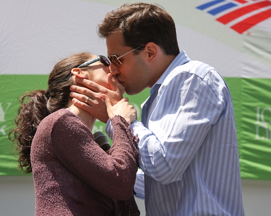 Photo Coverage: '106.7 Lite Fm Presents BROADWAY IN BRYANT PARK 2009' Begins Performances! Image