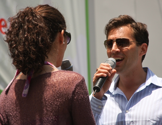 Photo Coverage: '106.7 Lite Fm Presents BROADWAY IN BRYANT PARK 2009' Begins Performances! Image