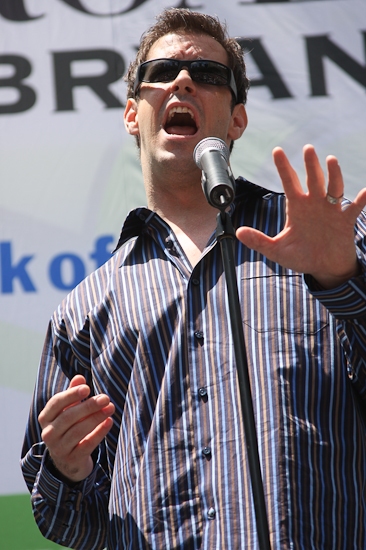 Photo Coverage: '106.7 Lite Fm Presents BROADWAY IN BRYANT PARK 2009' Begins Performances! Image